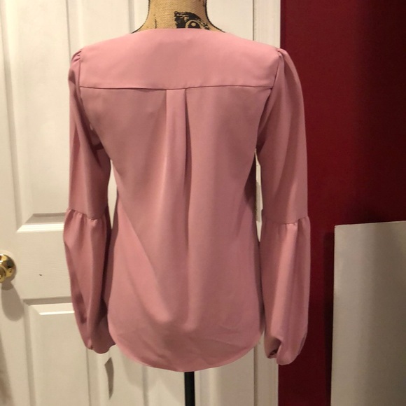 Blouse - Picture 2 of 4